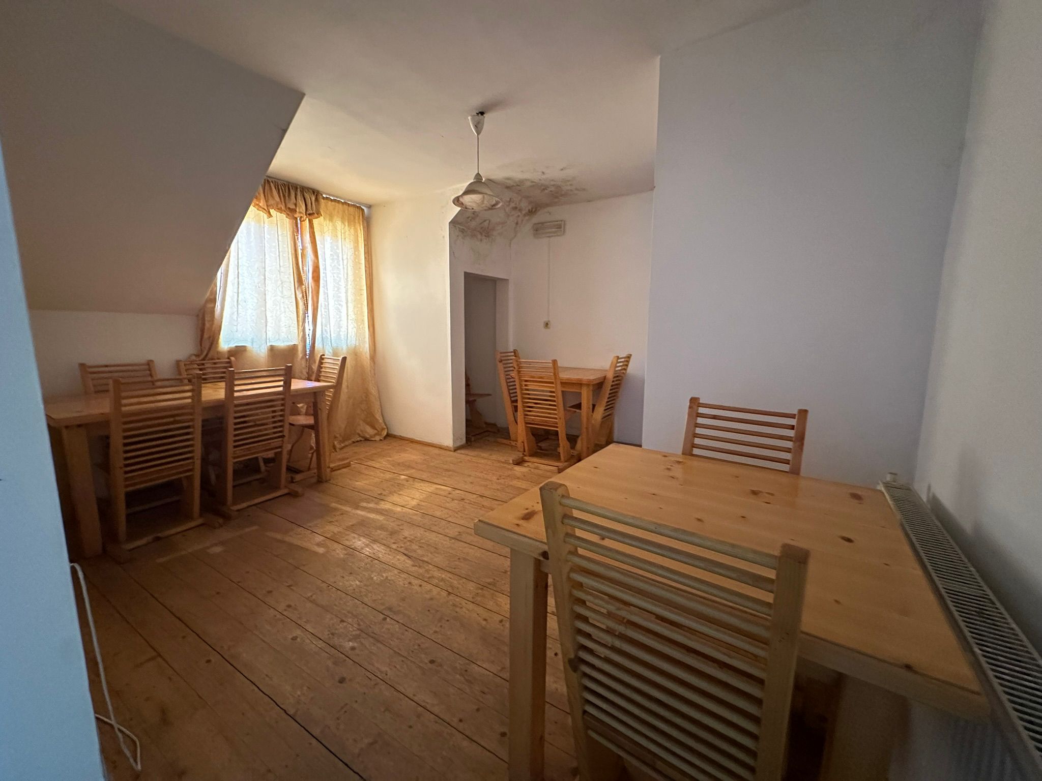 Spatiu destinat pentru Bar - Restaurant.