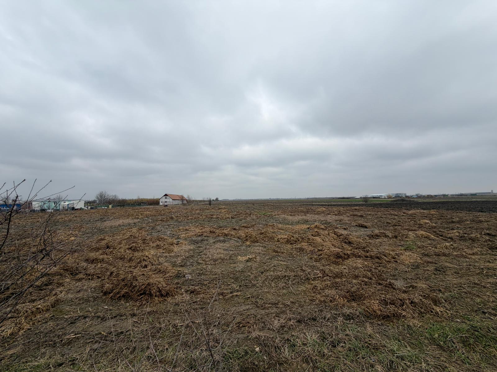 Teren in zona industriala intravilan !