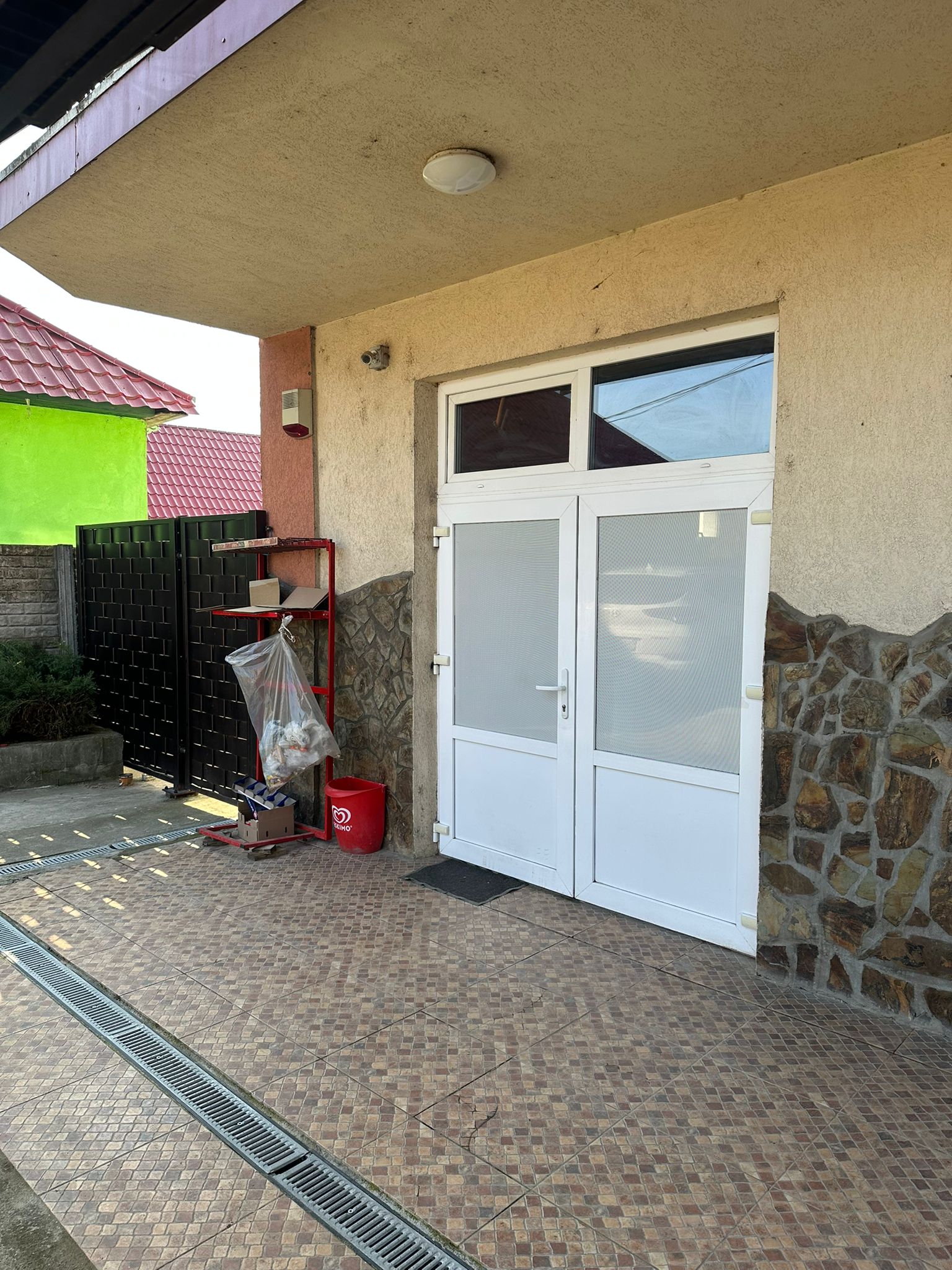 Spatiu de inchiriat in Centrul localitati Holod