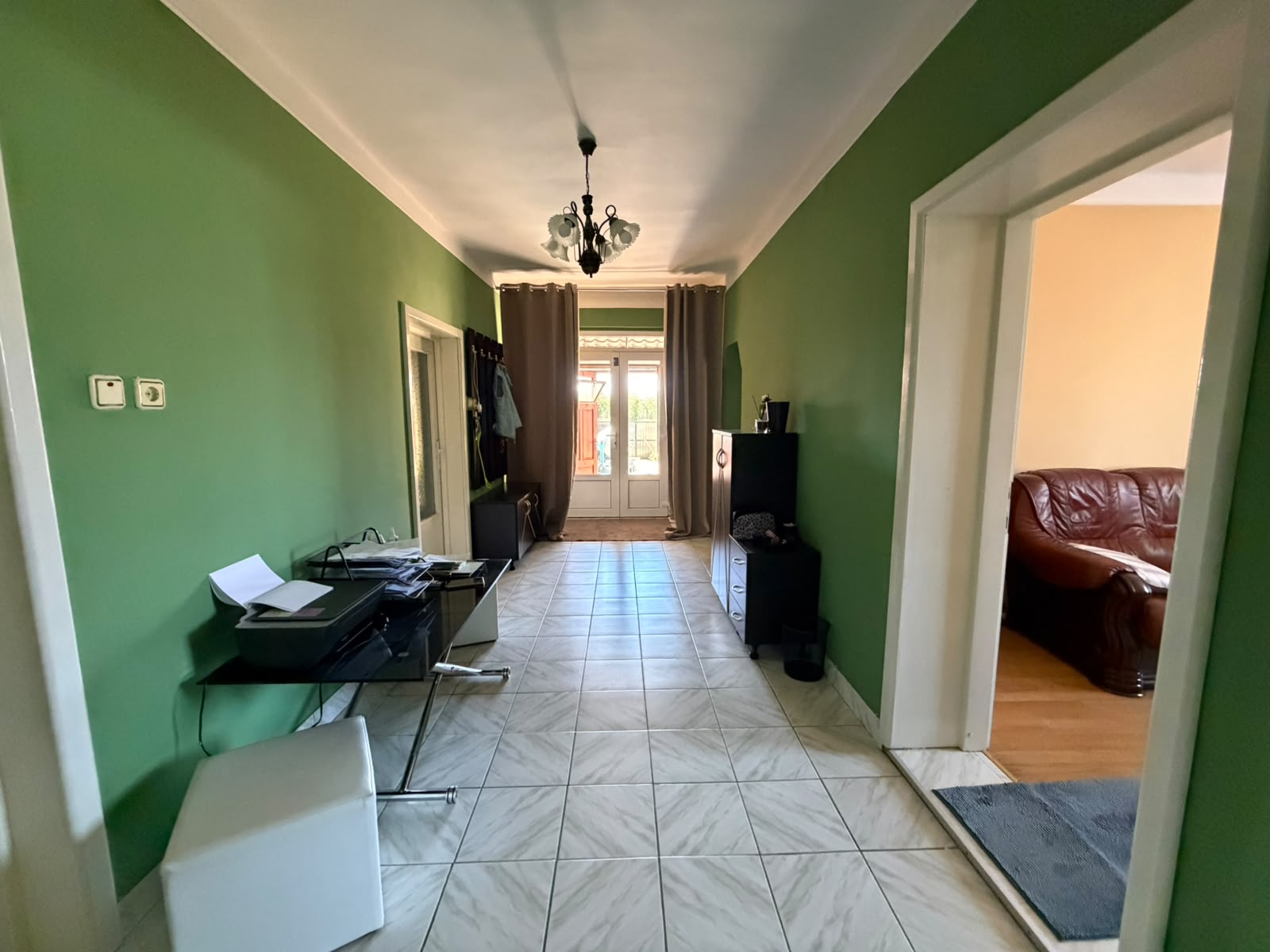 Casa complect mobilata.